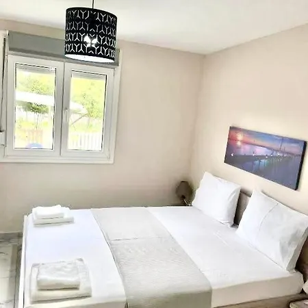 Apartment Coral By The Sea Neo Epivates
